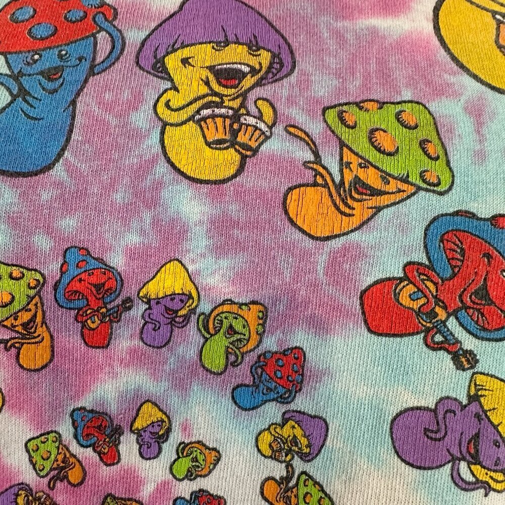 Liquid Blue 2016 Grateful Dead Spiral Dancing Bears Tie Dye T Shirt Sz M - Picture 4 of 9